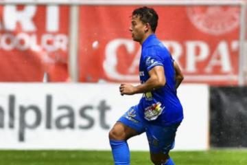 Con Benavente, Gloria Buzău cayó por 4-0 con Petrolul y continúa como colero del campeonato rumano