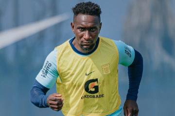 Eryc Castillo: “Vamos a seguir dándole alegrías al hincha de Alianza”