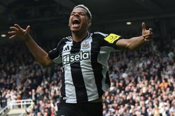 Newcastle goleó y está tercero en la Premier League