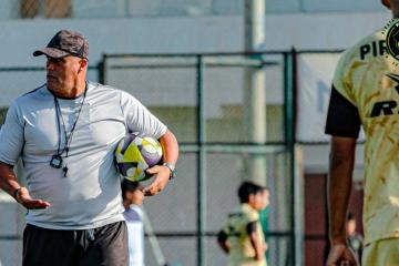 Pirata FC le dio la bienvenida a Jahir Butrón