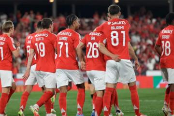 Benfica goleó a Tirsense y puso un pie en la final de la Copa de Portugal