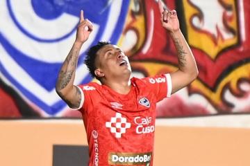 Cueva calienta choque ante Alianza: "Los goles hay que festejarlos, yo soy profesional"