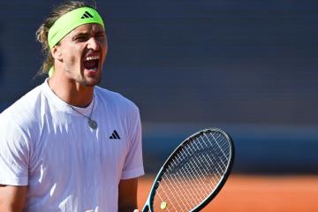 Zverev avanzó a octavos de final en Madrid