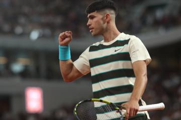 Alcaraz triunfó y ya está en tercera ronda del Roland Garros
