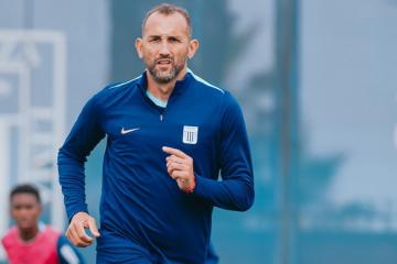 Barcos: "El grupo es el mismo de comienzos de año, no nos podemos olvidar de jugar al fútbol"