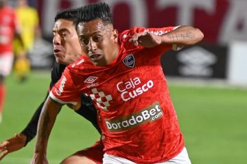 Cueva: "Hoy sigo acá, si Dios quiere y pasan otras cosas, bienvenido sea"