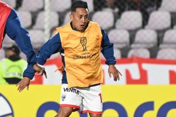 Cueva tendría todo arreglado para firmar con Emelec