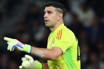 Atlético de Madrid estaría interesado en el 'Dibu' Martínez