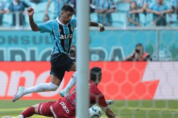 Ojo, Grau: Gremio se impuso por la mínima ante Santos por el Brasileirao
