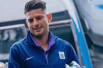 Zambrano: "Bruno (Pérez) me dijo que no era penal, espero que nunca más nos arbitre"