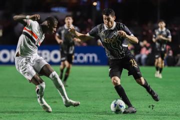 Sao Paulo salvó empate frente a Libertad y aseguró su pase a octavos