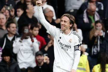 Modric le dice adiós al Real Madrid