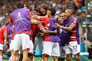 Nacional venció a Bahía en Brasil por la Libertadores