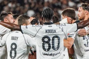 Con Lapadula en el once, Spezia volvió al triunfo con un 3-1 ante Cosenza en la Serie B