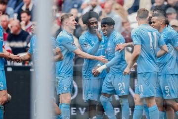 Nottingham Forest ganó de visita y todavía sueña con la Champions