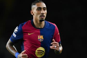 Raphinha renovó con el Barcelona hasta 2028