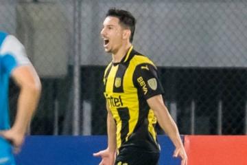 ¡Triunfazo de altura! Peñarol goleó a San Antonio Bulo Bulo