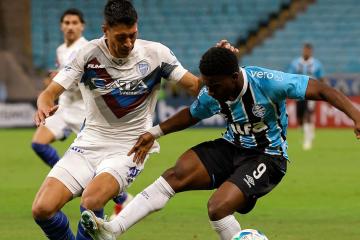 Godoy Cruz sacó empate 1-1 en su visita a Gremio