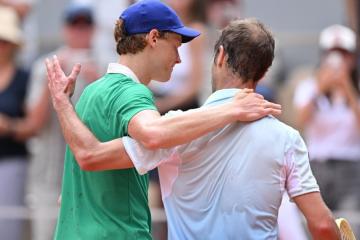Sinner 'retiró' a Gasquet y avanzó a tercera ronda en Roland Garros