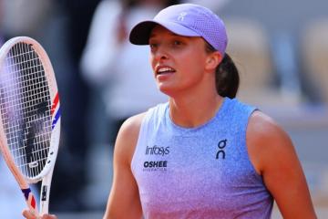Swiatek y Sabalenka avanzaron a tercera ronda en Roland Garros