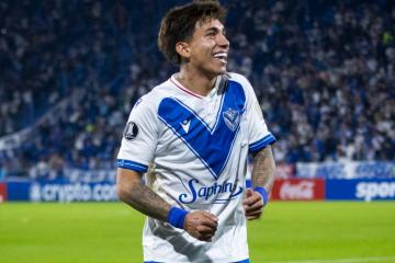 Vélez goleó a San Antonio Bulo Bulo y jugará octavos de la Libertadores