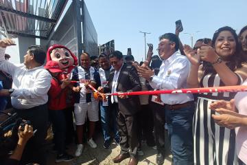 ¡A lado del pueblo! Caja Huancayo financió para mejoramiento de Complejo deportivo 'Pedro Huilca'