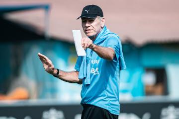 Autuori: “Quedan cinco fechas en el torneo y todo puede pasar”