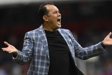 LDU de Quito busca DT y en Ecuador aseguran que Juan Reynoso es uno de los candidatos