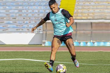Grau entrenó en el 'Mansiche' y quedó listo para choque ante Universitario
