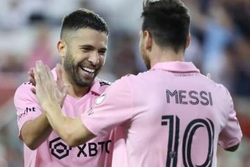 Alba sobre Messi: "Es muy fácil conectarse y jugar al lado del mejor jugador de la historia"