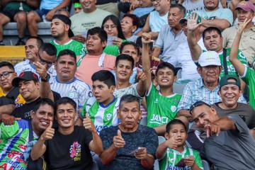 Partido entre Comerciantes FC y Unión Comercio por la Liga 2 en máxima alerta