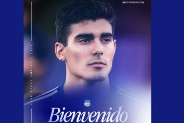 Emelec oficializó llegada de peruano Barco