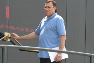 Aleman: "Cienciano ha recibido ingresos de más de un millón de dólares, con esos ingresos yo estaría durmiendo tranquilamente"