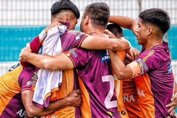 Manzaneda: "Estamos contentos de ganar en un campo difícil"