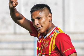 Ruidiaz: "Estoy muy feliz por haber anotado y abrir el marcador en un escenario muy complicado"