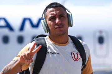 (FOTOS) Universitario ya está en Ayacucho y va por la punta en Huanta sin Edison Flores