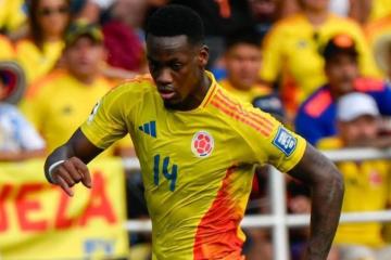 Jhon Durán es desconvocado de la selección colombiana por lesión lumbar