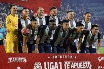 Zambrano: "Es entendible el enojo de la gente, no fue un buen partido"