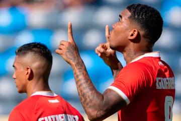 Panamá goleó 5-2 a Guadalupe en Copa Oro