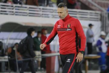 Ribonetto: "Da bronca ver la manera en la que ayudan a los rivales grandes"