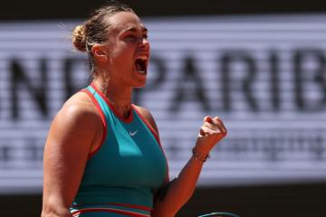Sabalenka eliminó a Swiatek y jugará la final en Roland Garros