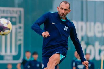 Barcos: "Hay que ganar los cuatro partidos que nos quedan"