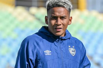 Estrada: "Si toca irme, siempre lo haré con la frente en alto"