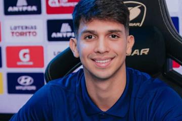 Burlamaqui: “Llegar al mejor equipo del Perú es un paso adelante en mi carrera”