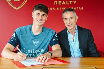 Arsenal le dio la bienvenida a Kepa