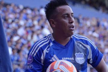 Cueva: "Esta situación no la he vivido hace tiempo, de estar en un club tan importante y con unos hinchas fieles"