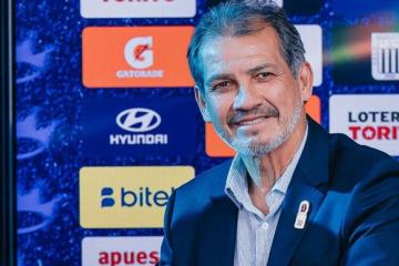 Navarro: "Hay quienes creen que están por encima del torneo, pero la Liga tiene que ser consecuente con lo que ha venido haciendo"