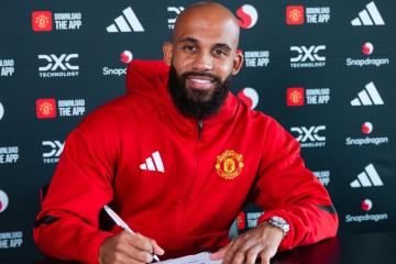 Manchester United confirmó el fichaje de Mbeumo