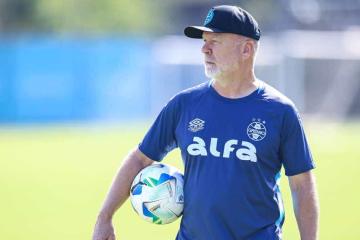 Menezes habló del duelo ante Alianza Lima por Sudamericana