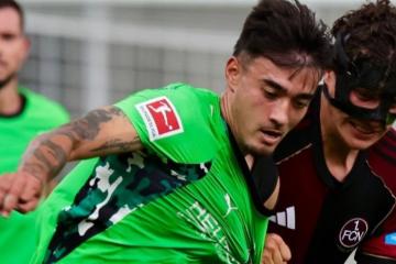 Gruber fue titular en la derrota de Nuremberg 2-0 ante Borussia Mönchengladbach